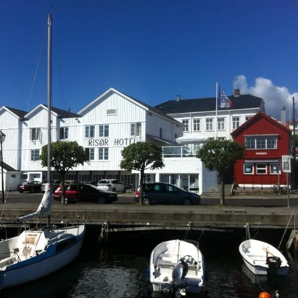Risør Hotel, khách sạn ở Risør