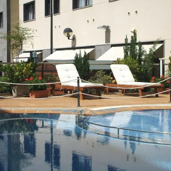Hotel & Spa Real Jaca, hotel v destinaci Jaca