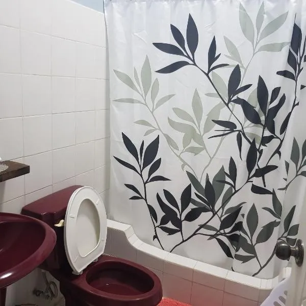 lee's home2, hotel di San Vicente