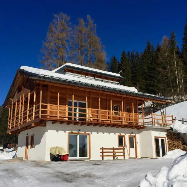 Agriturismo Moiè, hotel v destinaci Comèlico Superiore