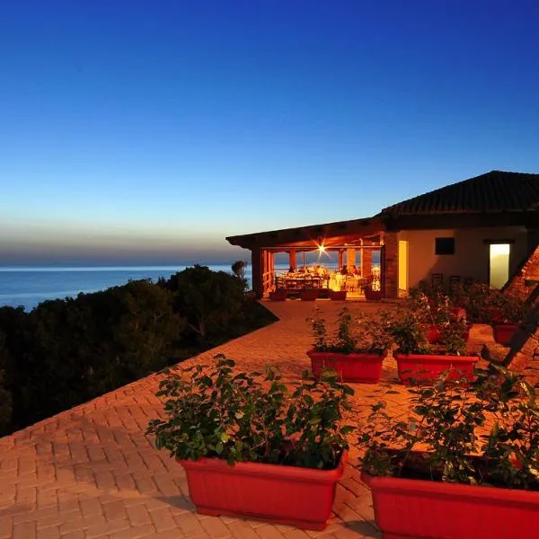 Hotel Corsaro Nero, hotel v destinaci Portu Maga