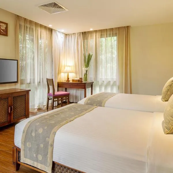 Sanya Yalong Bay Villas & Spa, hotel in Sanya