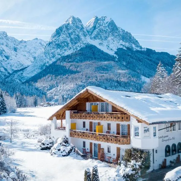 Boutique Hotel Längenfelder Hof, hotel v destinaci Grainau