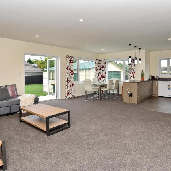 Weston Villa - Christchurch Holiday Homes