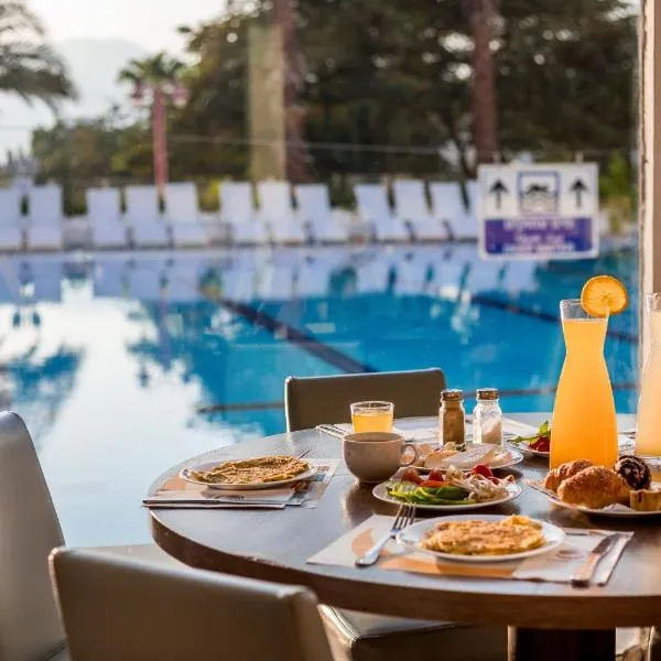 Astral Nirvana Suites- Half Board, hotel Eilatban