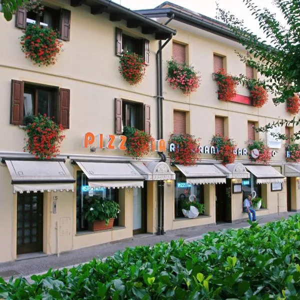 Hotel Ristorante Cigno - Camere and Aparthotel, hotel in Latisana