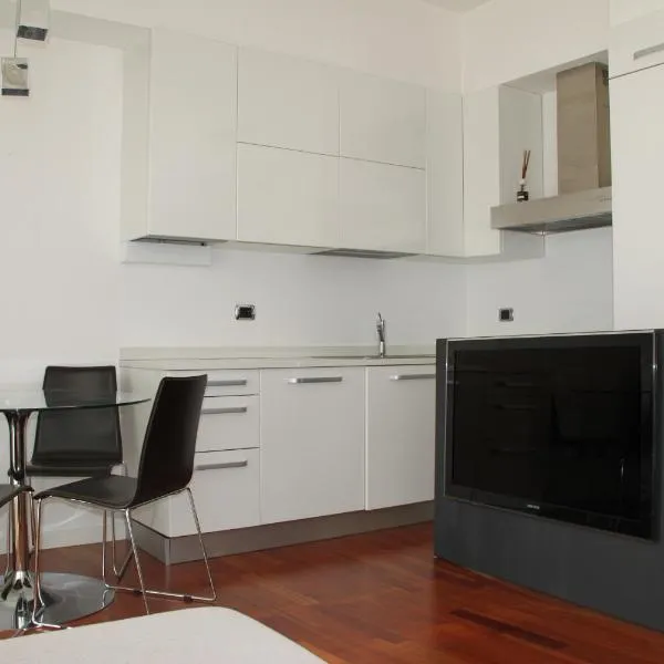 Maggiore Cozy Apartment, hotell Milanos