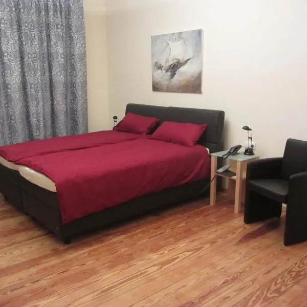 Exklusive Gästezimmer Landau, hotel v destinaci Landau in der Pfalz