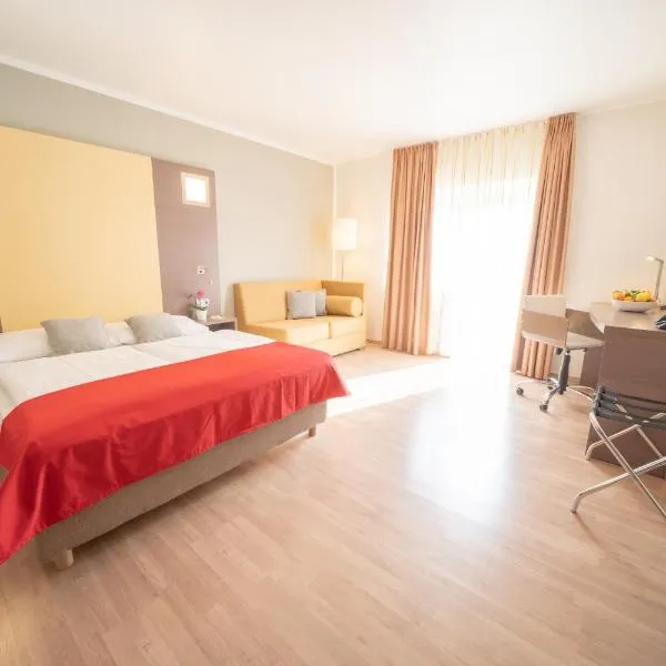 Hotel Orangerie, hotel na Dunaju