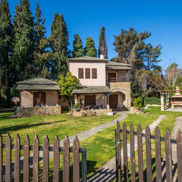 Luxury Villa Helios