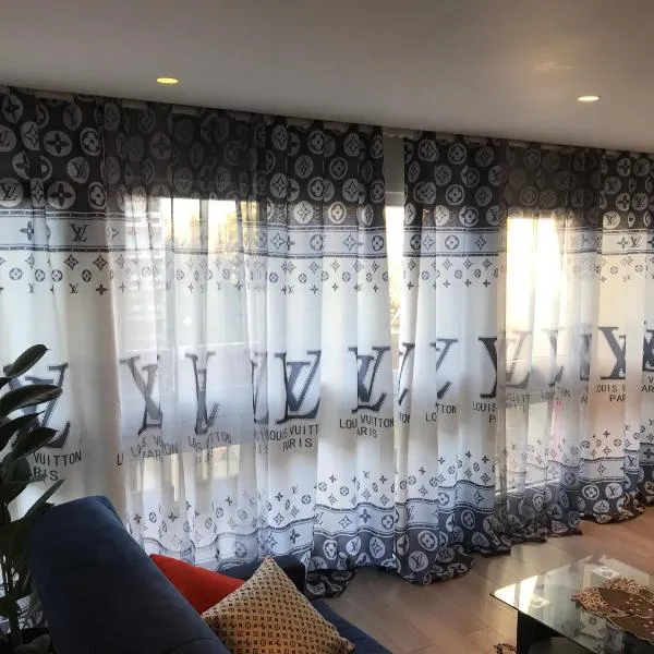 ChezClervie Nanterre City Paris La Défense Arena, hotel in Nanterre