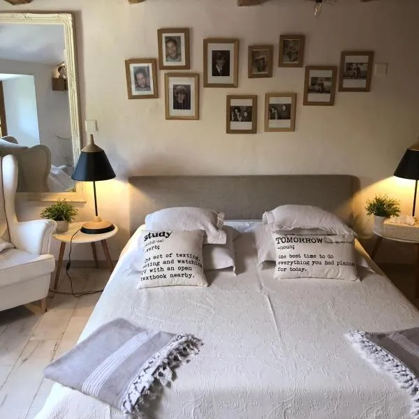 LaMaisonRouge chambre d'hôtes, hotel en Cormondreche