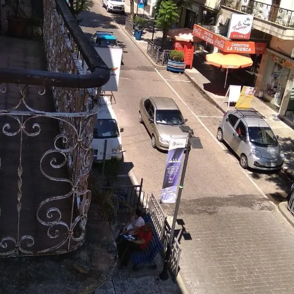 Hostal, home sweet home, Hotel in Salto