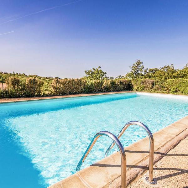 Holiday home with swimming pool