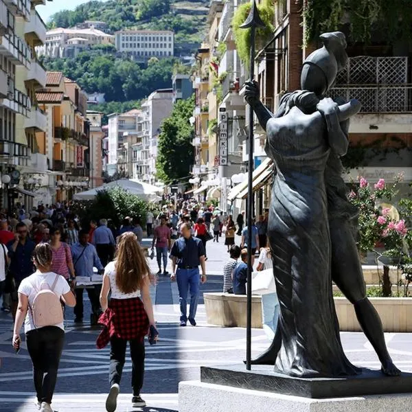 Le Sculture B&B, hôtel à Cosenza