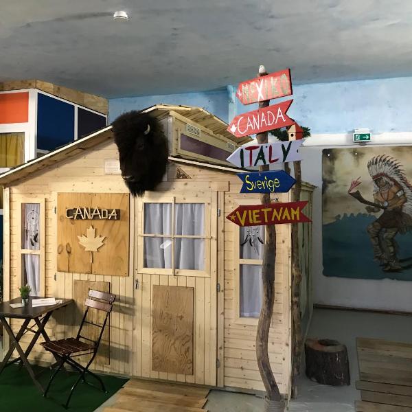 HafenTraum IndoorCampingHostel, Brême