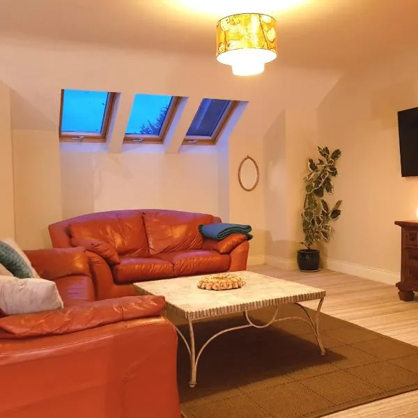 Ethan House Holiday Suites, hotel in Killarney