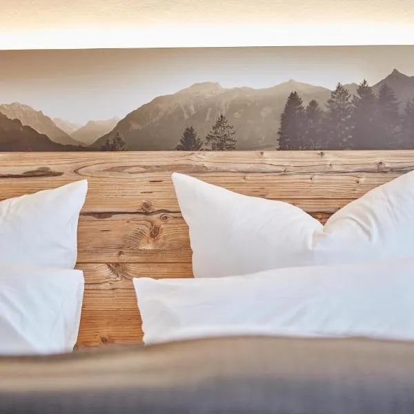 Hotel Garni Alte Säge Ruhpolding inkl Chiemgaukarte: Ruhpolding şehrinde bir otel