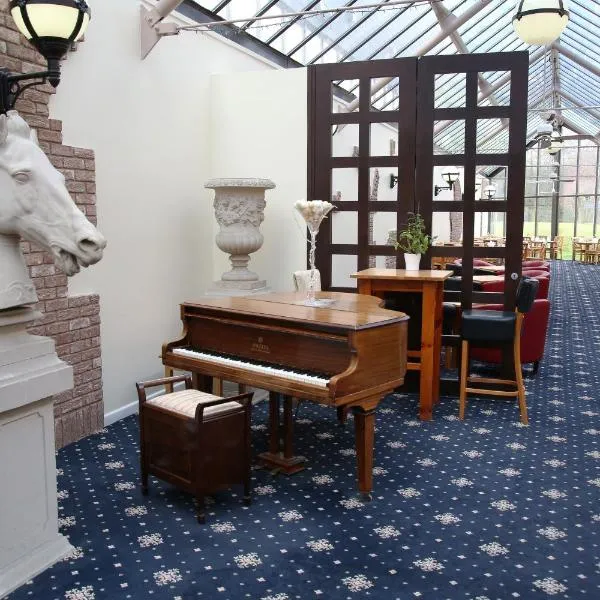 Hermitage Park Hotel, hotel in Coalville