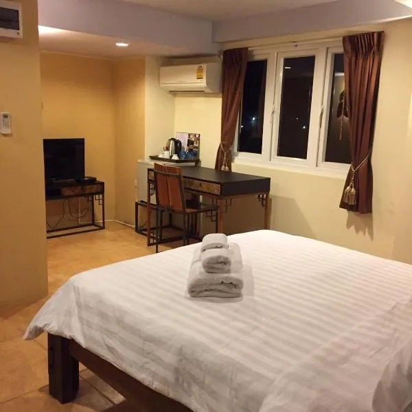 Arcadia Maephim Serviced Apartments, Hotel in Mae Pim