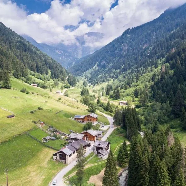 Chalet Alpenrose Bio Wellness Naturaktivhotel, hotel u gradu Kogolo