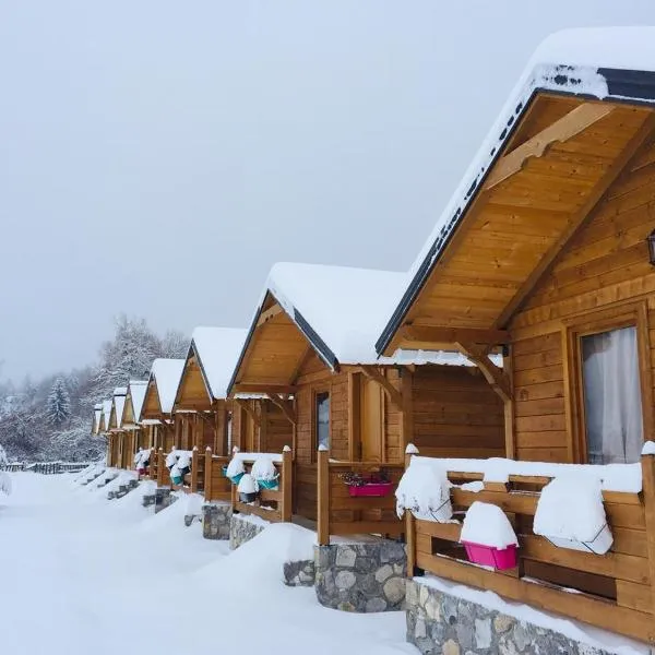 Villas Jezerca, hotel in Valbonë