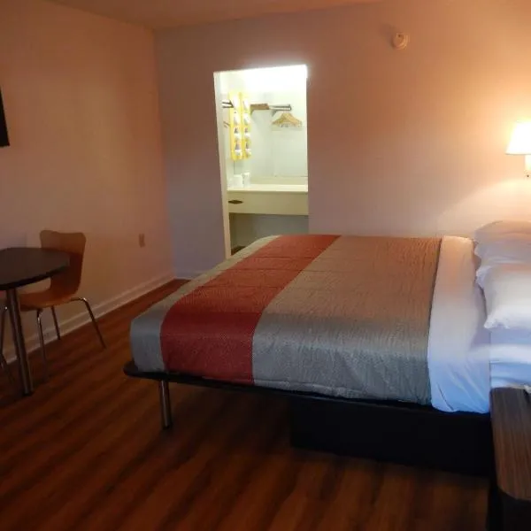Motel 6-Warner Robins, GA, hôtel à Warner Robins
