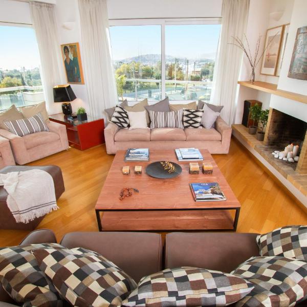 Athens luxurious apartment - sea view!