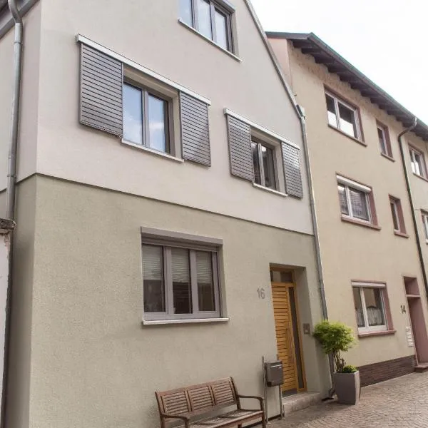 Schlafplätzle, hotel in Karlstadt