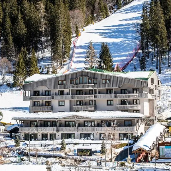 Hotel Spinale, hotel Madonna di Campiglióban
