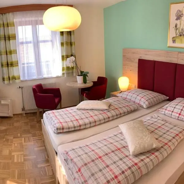 Gasthof Wagner Restaurant-Pension – hotel w mieście Halbenrain