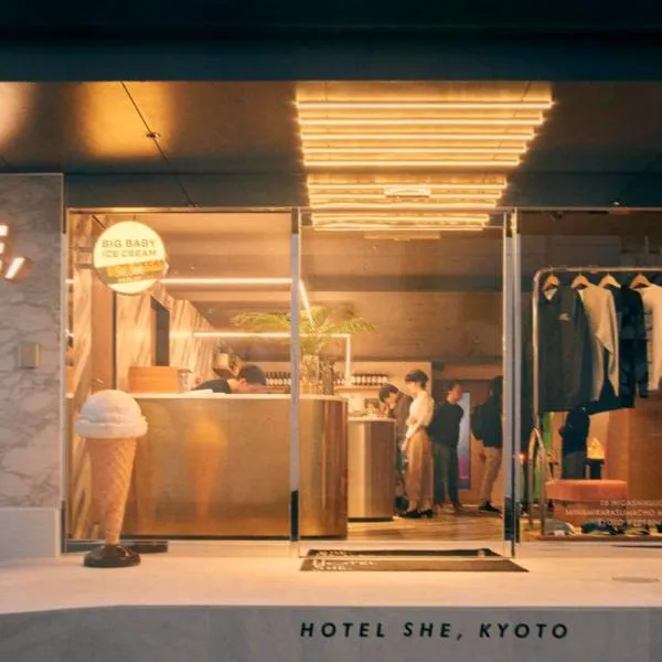 Hotel She, Kyoto, hotel a Kyoto