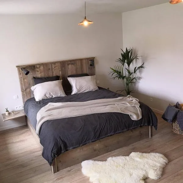 Bed en Bezem, hotel em Laarne