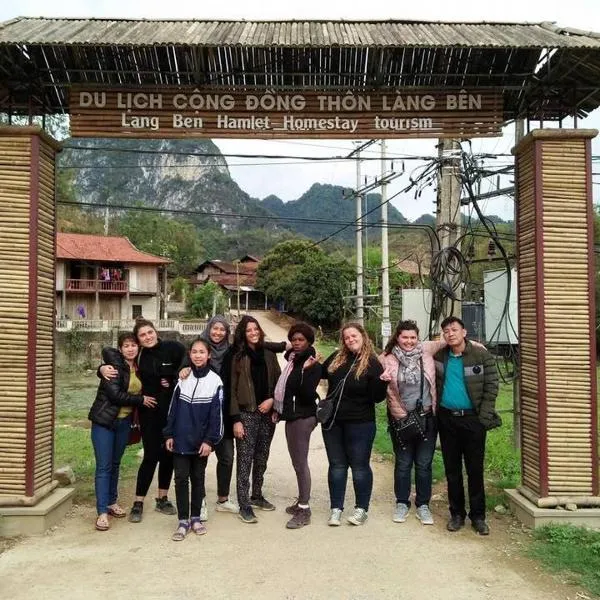 Homestay Rung Xanh Huu Lien, hotel in Làng Ben