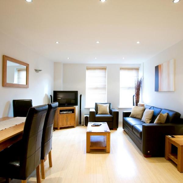2 bed 2 bath at Pelican Hse in Newbury - FREE secure, allocated parking
