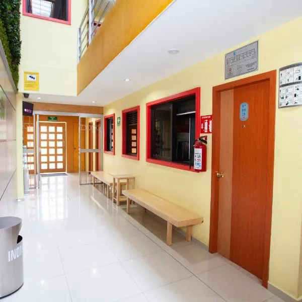 Hotel Lira - Sólo Adultos, hotel v destinaci Mexico City