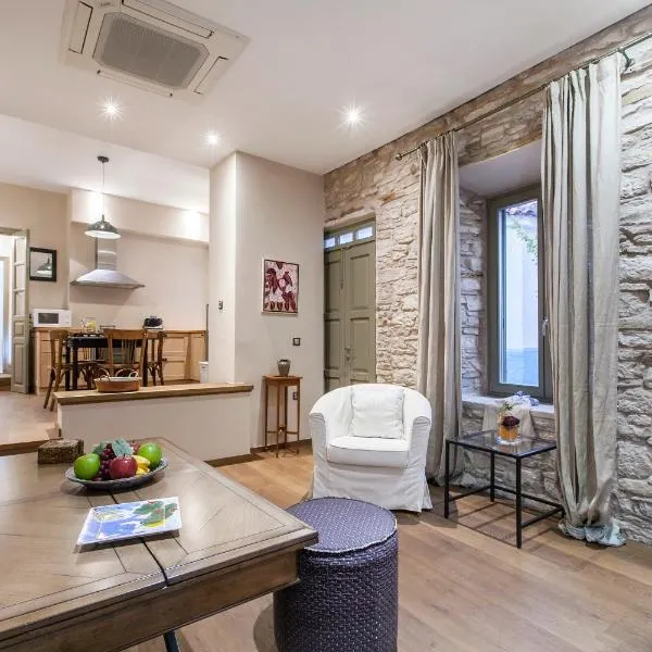 1897 Heritage house 5mins Pythagorio-sea-airport, hotel din Samos