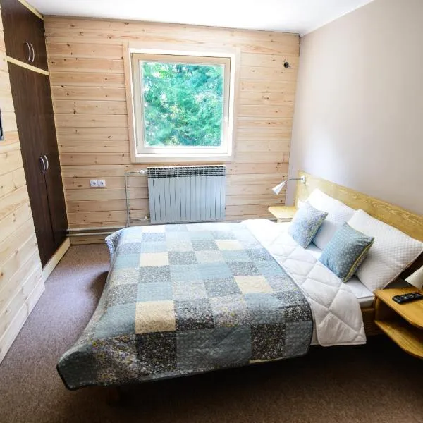 Gorski vrt, ξενοδοχείο στο Νόβι Σαντ