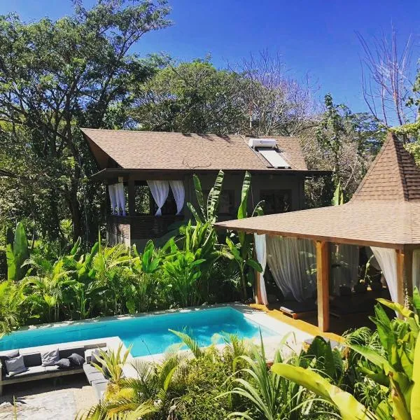 Lua Villas, Hotel in Playa Santa Teresa