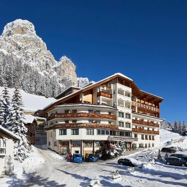 Hotel Sassongher, hotel en Corvara in Badia