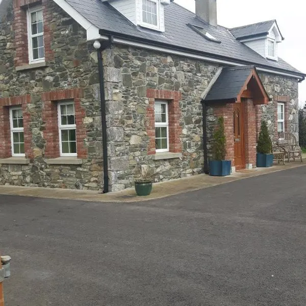 Nellies Cottage B&B, hotel v destinaci Kilcogy