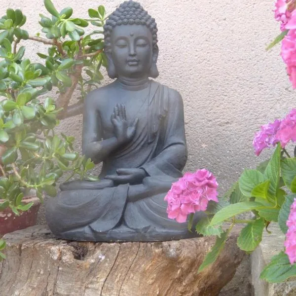 BAAN THAI ST MALO, hotel in Saint Malo