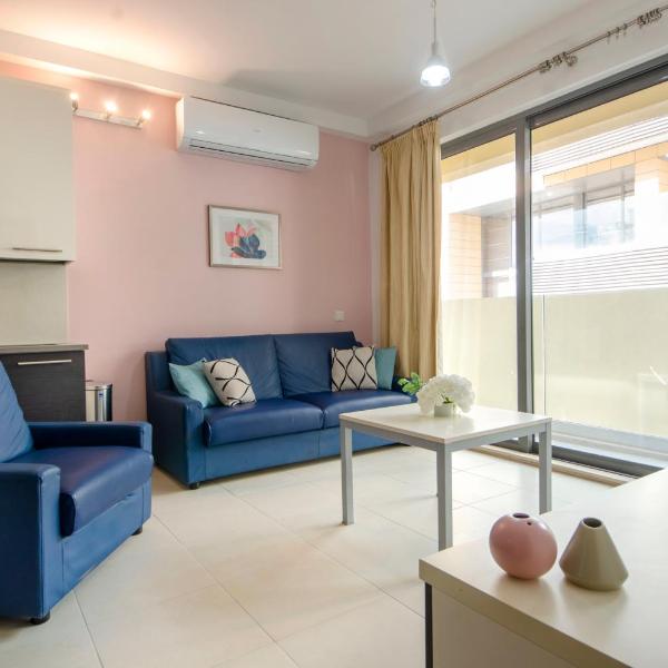 Modern Stylish Apartment - 2 Bedroom & 2 Bathroom Apartment - Spinola Bay, St Julians