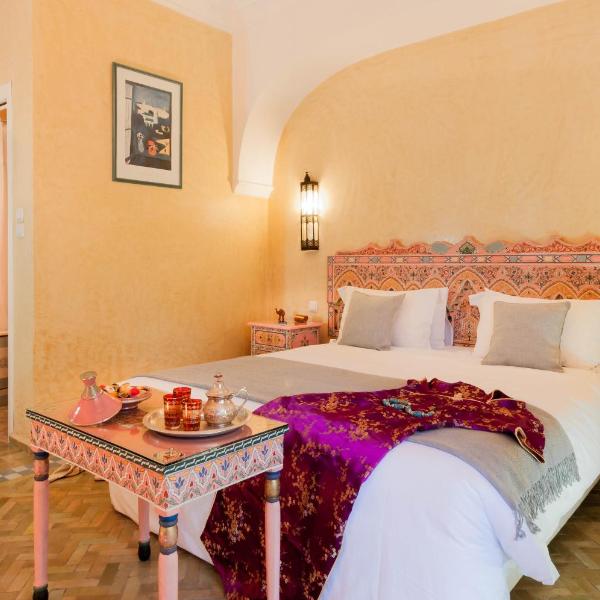 Double room in a charming villa in the heart of Marrakech palm grove