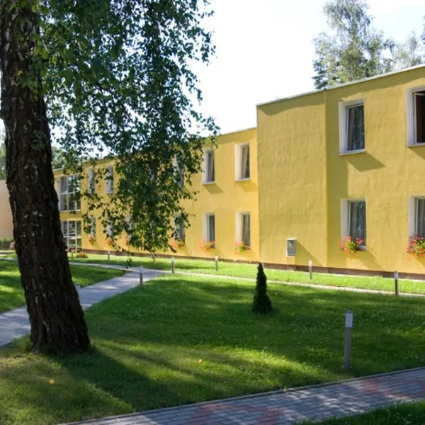 Fala1 Ośrodek Wypoczynkowy, hotel in Gdańsk