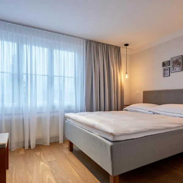 Italian Lifestyle Hotel & Osteria Chartreuse，位于图恩的酒店