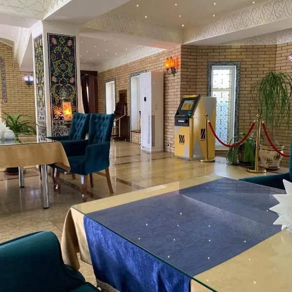 Karvon-Saroy Hotel, hotell i Andijan