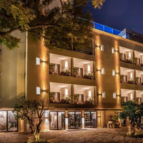 Lear Sense Hotel, hotel in Gedera