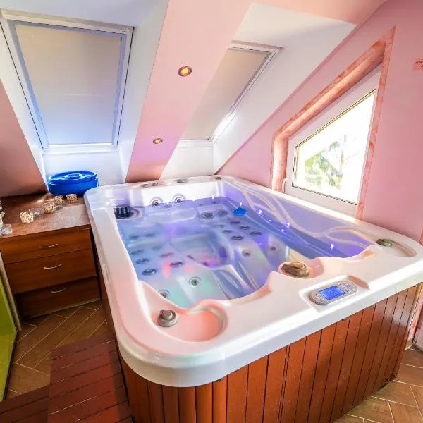 Luxury Apartment Ana with Hot tub, hotel v destinaci Višnja Gora