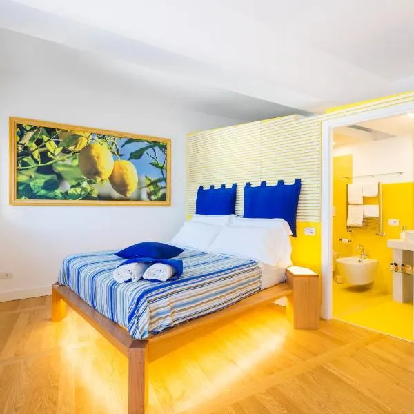 Luiselle Charming Accommodation Sorrento City Center, hotel i Sorrento